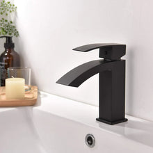 Aqua - F11103 Single Handle Bath Faucet